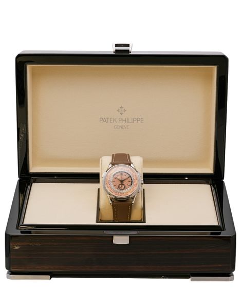 Patek Philippe Complications 5935A-001